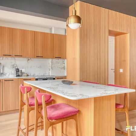 New & Modern 1br Walk To Montmartre Appartamento