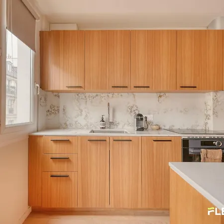 New & Modern 1br Walk To Montmartre Appartamento *