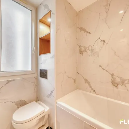 Appartamento New & Modern 1br Walk To Montmartre